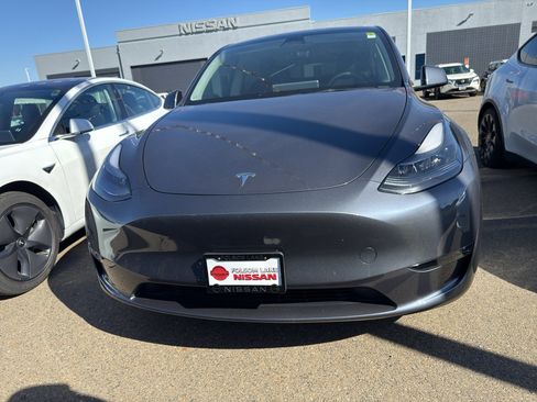 Used 2023 Tesla Model Y Long Range AWD/4WD image 13