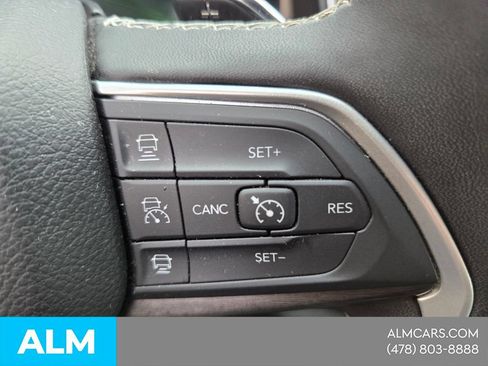 Used 2024 Jeep Grand Cherokee Limited 4xe AWD/4WD image 24