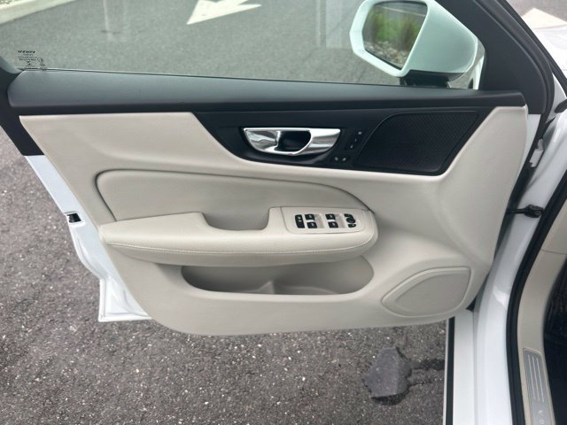 Used 2019 Volvo S60 T6 Momentum AWD/4WD image 19