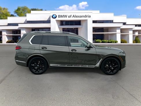 Certified 2024 BMW X7 xDrive40i w/ Executive Package AWD/4WD image 8