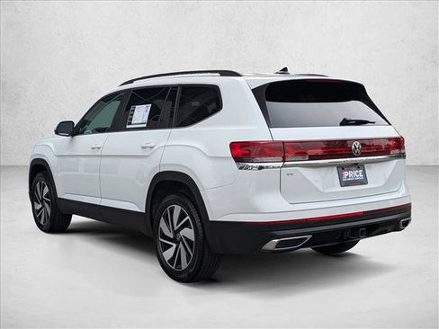 Used 2025 Volkswagen Atlas SE image 7