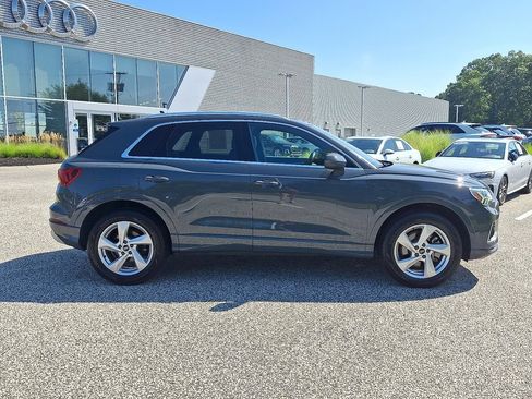 Used 2021 Audi Q3 2.0T Premium Plus w/ Premium Plus Package AWD/4WD image 7
