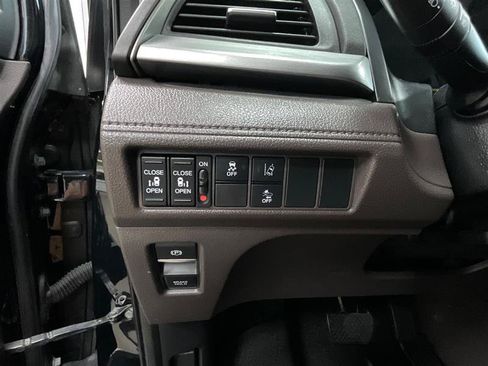 Used 2020 Honda Odyssey EX image 21