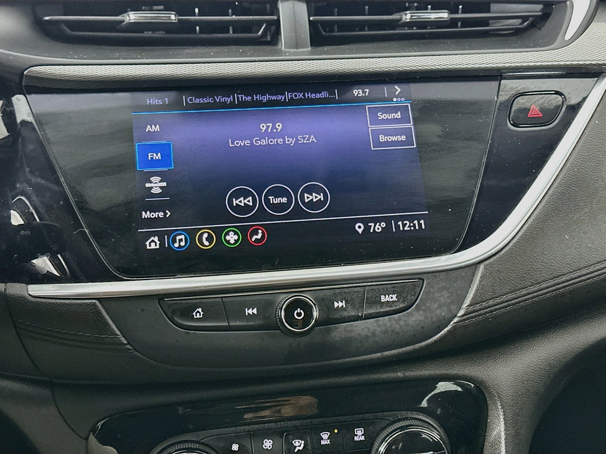 Used 2020 Buick Encore GX Select w/ Sport Touring Package FWD image 21