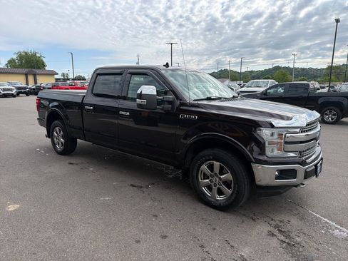Used 2018 Ford F150 Lariat w/ Equipment Group 502A Luxury AWD/4WD image 3