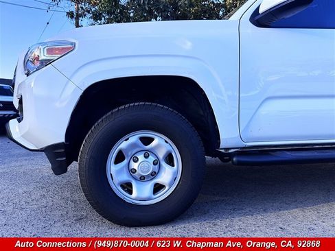 Used 2023 Toyota Tacoma SR AWD/4WD image 34