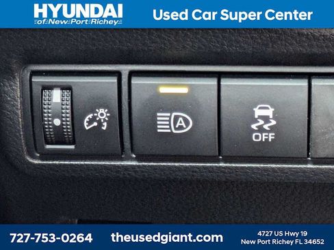 Used 2026 Toyota Corolla Cross L FWD image 26
