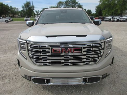 New 2026 GMC Sierra 1500 Denali AWD/4WD image 11