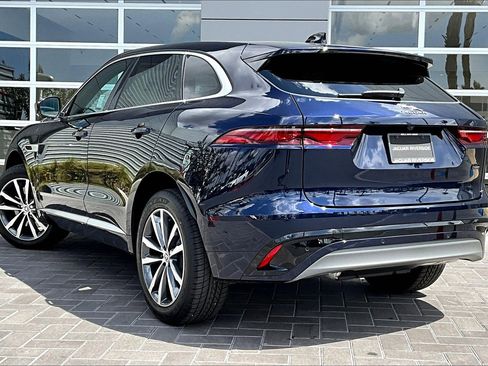 New 2026 Jaguar F-PACE R-Dynamic S image 3
