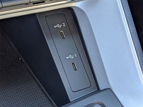 Used 2025 Audi Q3 2.0T Premium image 21