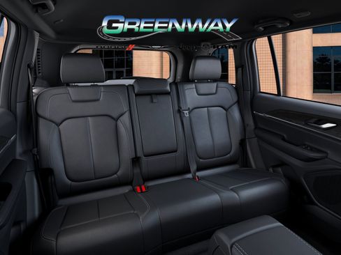 New 2025 Jeep Grand Cherokee Limited RWD image 15