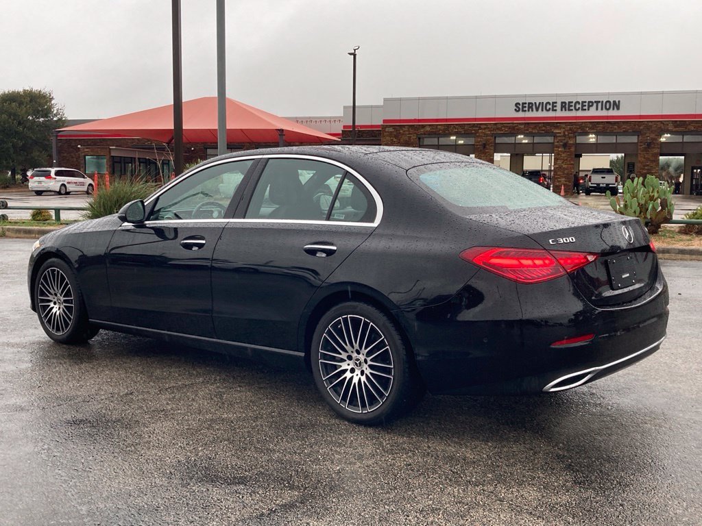 Used 2025 Mercedes-Benz C 300 4MATIC Sedan image 6