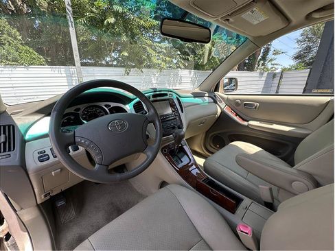 Used 2007 Toyota Highlander Limited AWD/4WD image 2