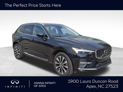 Used 2023 Volvo XC60 B5 Plus AWD/4WD image 1