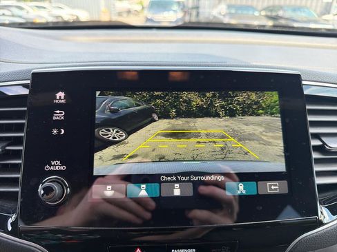 Used 2023 Honda Passport EX-L image 31