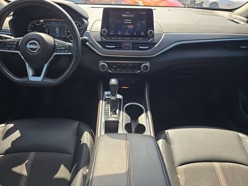 Certified 2024 Nissan Altima 2.5 SR FWD image 14