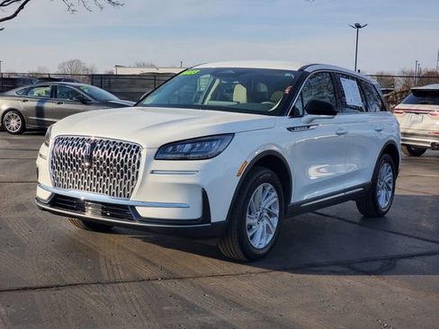 Certified 2023 Lincoln Corsair FWD image 2