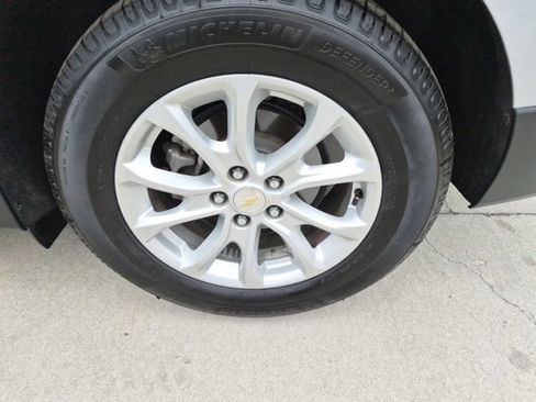 Used 2018 Chevrolet Equinox LS FWD image 5