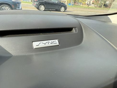 Used 2018 Ford Escape SEL AWD/4WD image 30