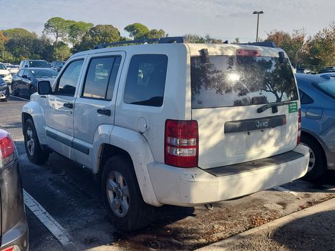 Used 2009 Jeep Liberty Sport w/ Popular Equipment Group image 6