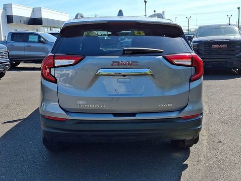 Certified 2023 GMC Terrain SLE w/ Driver Convenience Package AWD/4WD image 5
