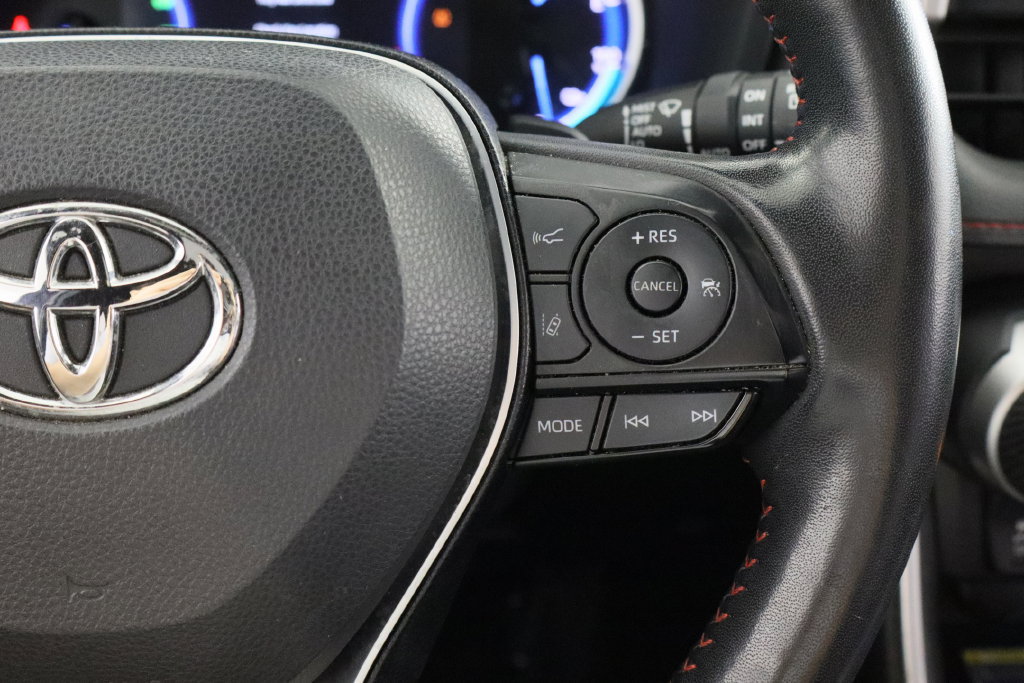 Used 2021 Toyota RAV4 XSE w/ Weather Package AWD/4WD image 10