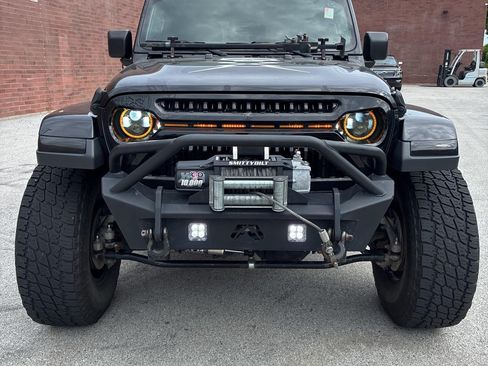 Used 2020 Jeep Gladiator Sport AWD/4WD image 7