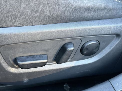 Used 2025 MAZDA CX-50 AWD 2.5 S w/ Preferred Package image 15