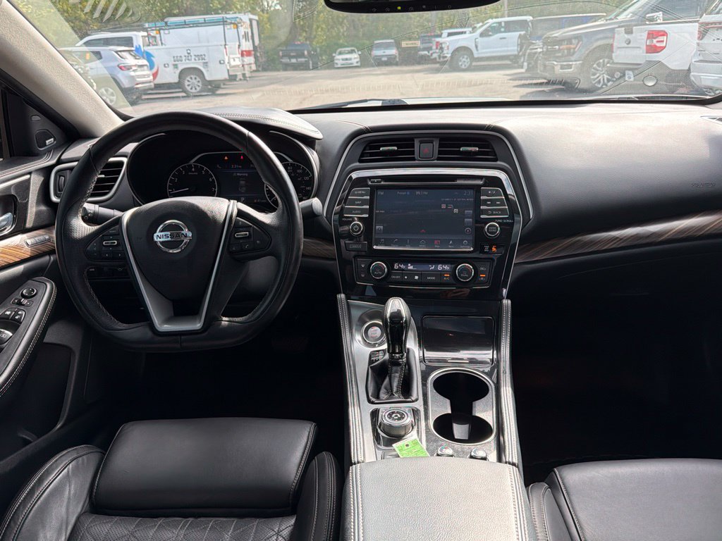 Used 2017 Nissan Maxima Platinum FWD image 23