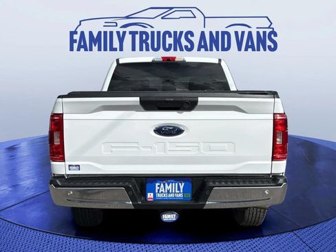Used 2022 Ford F150 XLT w/ Trailer Tow Package AWD/4WD image 4