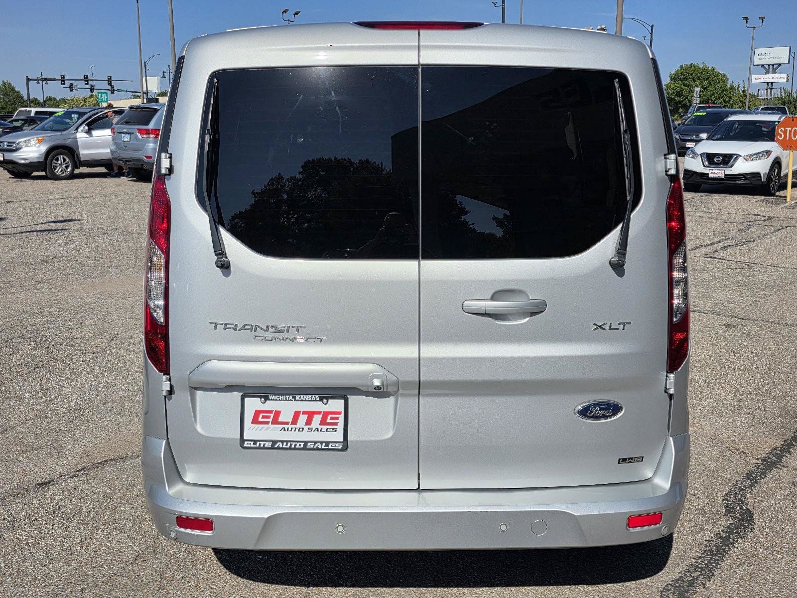 Used 2022 Ford Transit Connect XLT FWD image 6