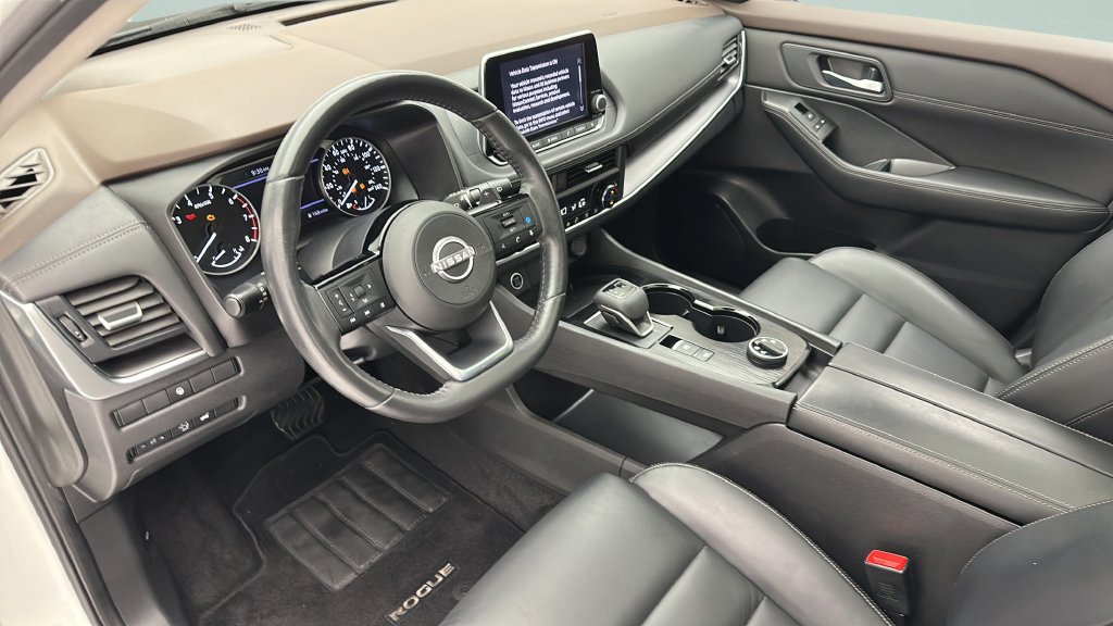 Used 2023 Nissan Rogue SV w/ SV Premium B Package AWD/4WD image 12