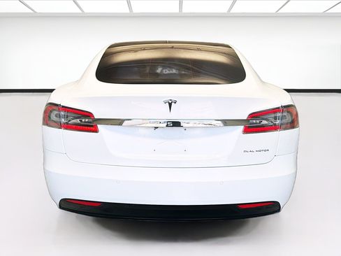 Used 2020 Tesla Model S Long Range Plus AWD/4WD image 5