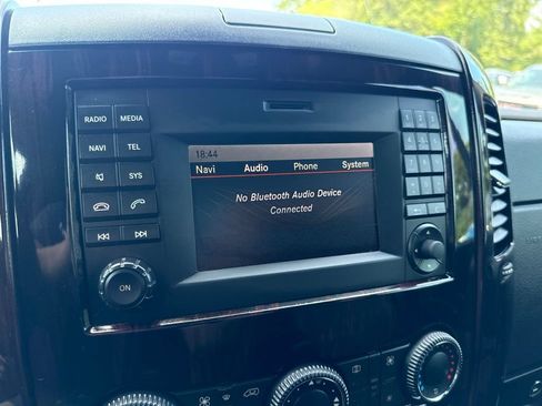 Used 2018 Mercedes-Benz Sprinter 2500 image 24