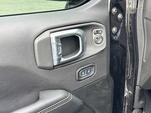 Used 2023 Jeep Wrangler Sahara w/ Cold Weather Group image 23