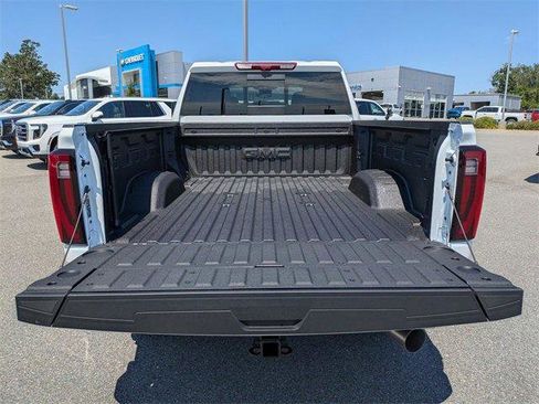 New 2025 GMC Sierra 2500 Denali w/ Denali Reserve Package image 15