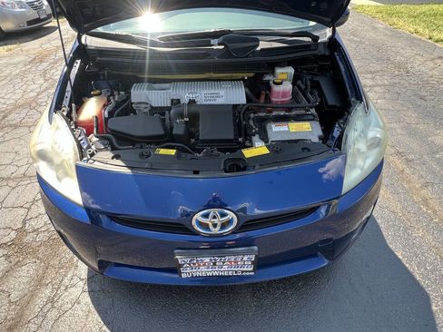 Used 2011 Toyota Prius Five image 31