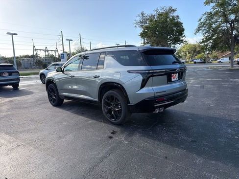 New 2026 Chevrolet Traverse RS FWD image 8