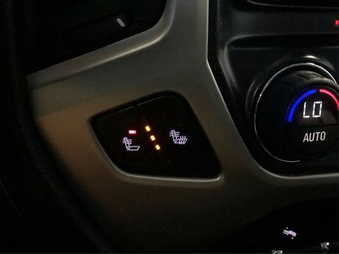 Used 2014 GMC Sierra 1500 SLT w/ SLT Preferred Package AWD/4WD image 26