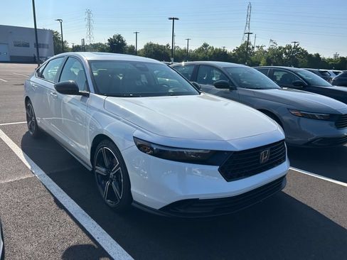 New 2026 Honda Accord SE image 16