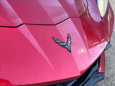 Used 2022 Chevrolet Corvette Stingray Coupe w/ Z51 Performance Package image 10