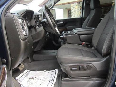 Used 2023 GMC Sierra 2500 SLE w/ SLE Convenience Package image 8