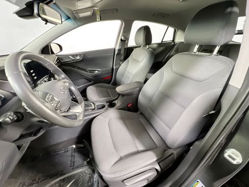 Used 2022 Hyundai Ioniq SE FWD image 20