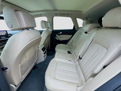 Used 2018 Audi Q5 2.0T Premium Plus w/ Premium Plus Package image 16