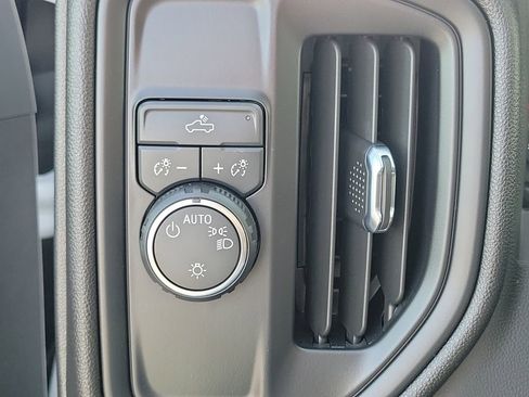 Used 2026 Chevrolet Silverado 2500 W/T w/ WT Convenience Package RWD image 13