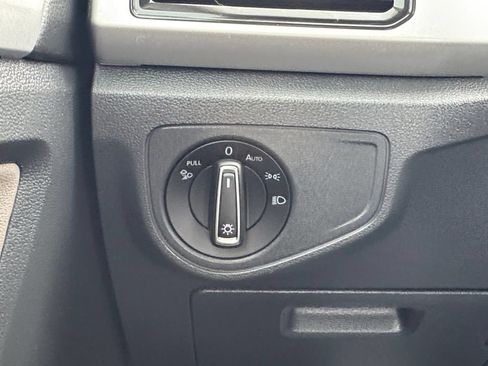 Used 2023 Volkswagen Atlas SEL Premium AWD/4WD image 15