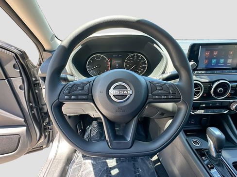 New 2025 Nissan Sentra S image 7