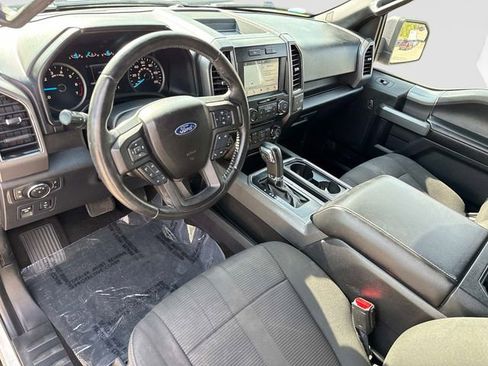 Used 2017 Ford F150 XLT w/ Equipment Group 302A Luxury image 13