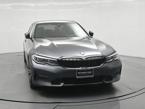 Used 2021 BMW 330i Sedan w/ Convenience Package RWD image 45