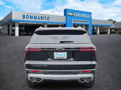 New 2026 Chevrolet Traverse LT w/ Sun and Wheel Package